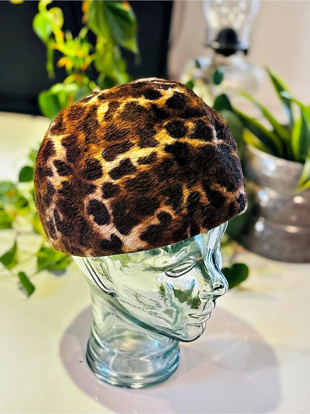VTG Anita Pineault Montreal Ocelot Print Beaver Felt Pillbox Toque Hat 22"